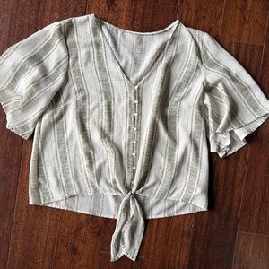 Woman’s Tie Front Blouse